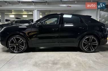 Внедорожник / Кроссовер Porsche Cayenne Coupe 2023 в 