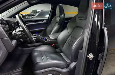 Внедорожник / Кроссовер Porsche Cayenne Coupe 2023 в 