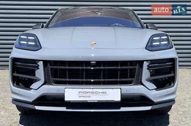 Позашляховик / Кросовер Porsche Cayenne Coupe 2024 в 