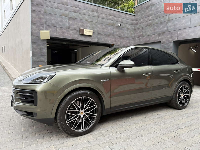 Позашляховик / Кросовер Porsche Cayenne Coupe 2023 в Києві