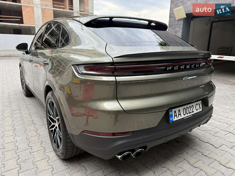 Позашляховик / Кросовер Porsche Cayenne Coupe 2023 в Києві