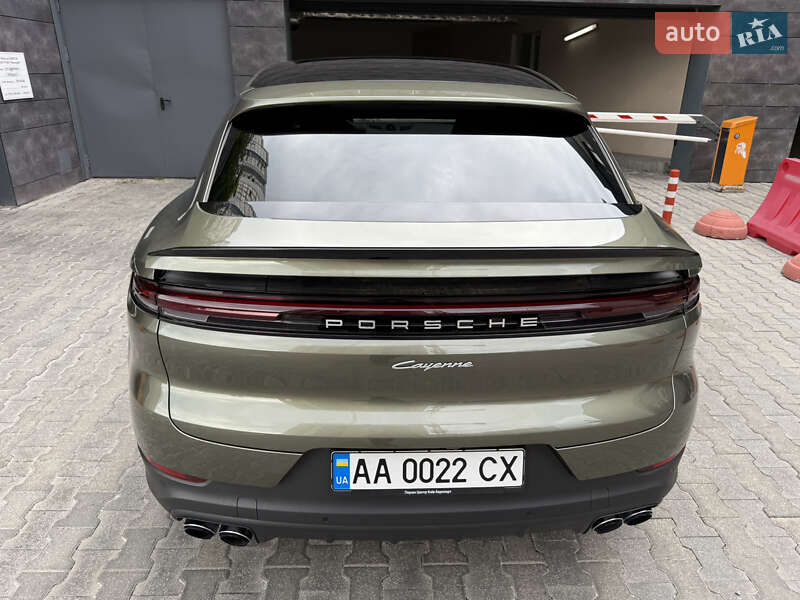 Позашляховик / Кросовер Porsche Cayenne Coupe 2023 в Києві