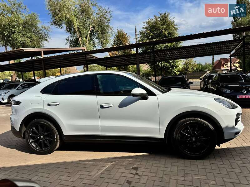 Внедорожник / Кроссовер Porsche Cayenne Coupe 2021 в Кривом Роге