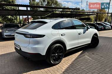 Внедорожник / Кроссовер Porsche Cayenne Coupe 2021 в 