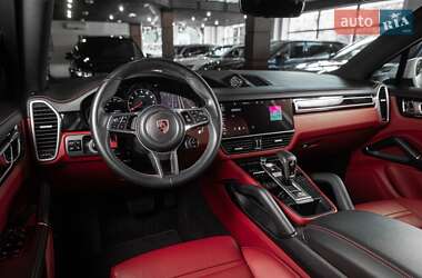 Внедорожник / Кроссовер Porsche Cayenne Coupe 2021 в 