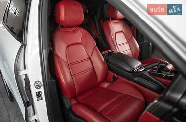 Внедорожник / Кроссовер Porsche Cayenne Coupe 2021 в 