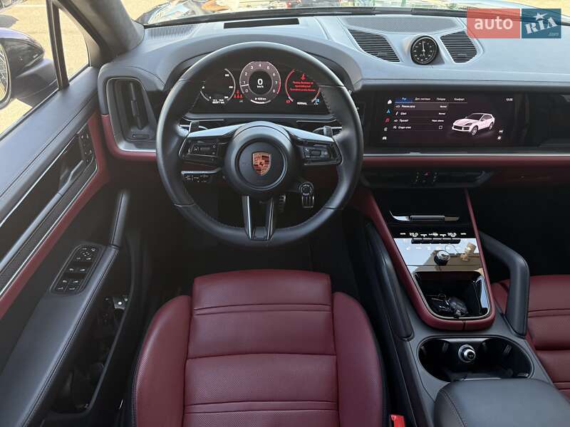 Позашляховик / Кросовер Porsche Cayenne Coupe 2024 в Києві