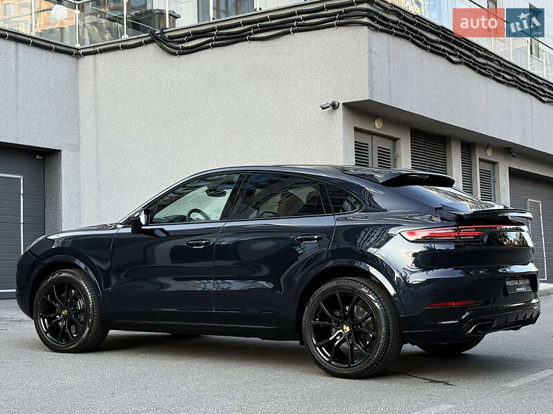 Внедорожник / Кроссовер Porsche Cayenne Coupe 2023 в Киеве