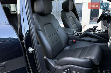 Внедорожник / Кроссовер Porsche Cayenne Coupe 2023 в 