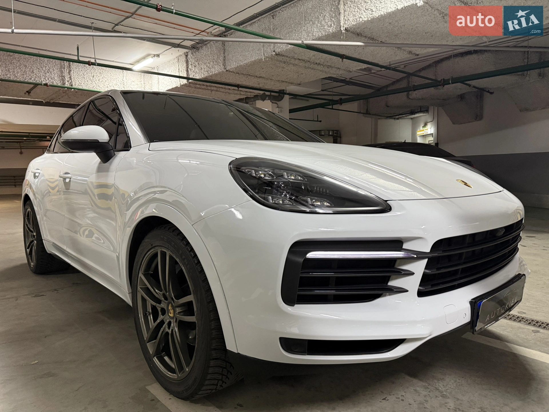 2019 Porsche Cayenne Coupe - мініатюра 2