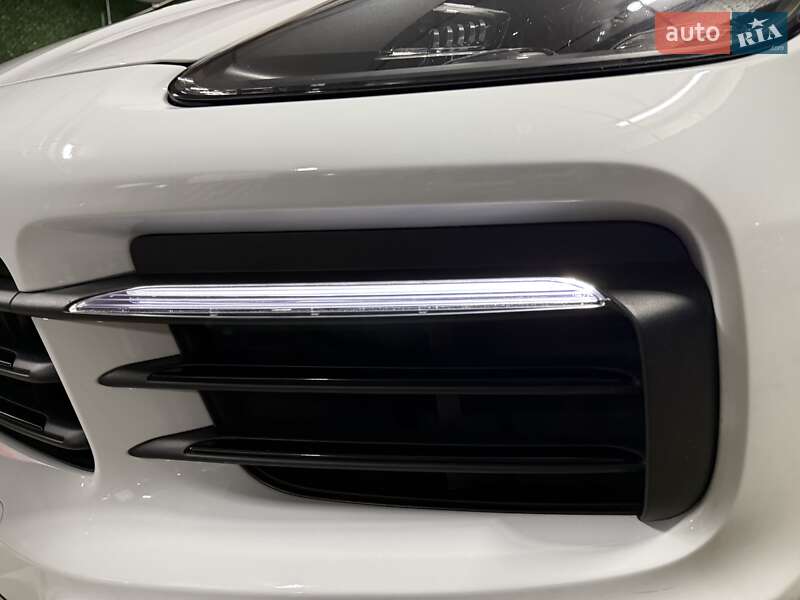 Внедорожник / Кроссовер Porsche Cayenne Coupe 2019 в Киеве