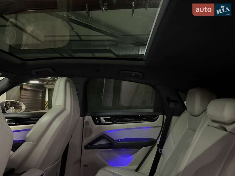 Внедорожник / Кроссовер Porsche Cayenne Coupe 2019 в Киеве