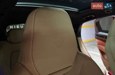 Внедорожник / Кроссовер Porsche Cayenne Coupe 2020 в 
