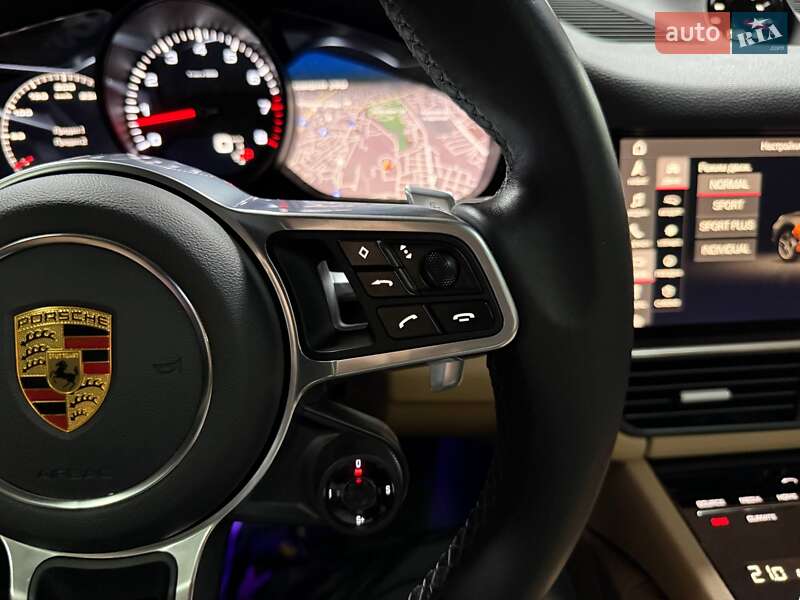 Позашляховик / Кросовер Porsche Cayenne Coupe 2020 в Києві