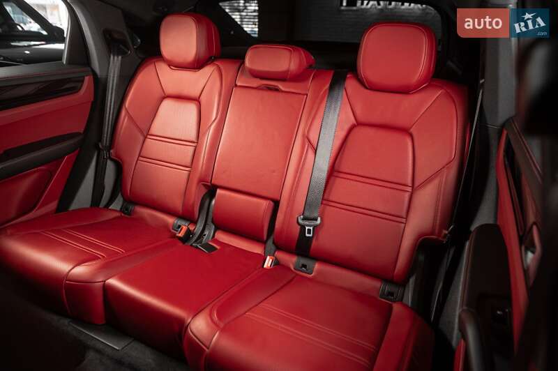 Позашляховик / Кросовер Porsche Cayenne Coupe 2021 в Одесі фото 24 Позашляховик / Кросовер Porsche Cayenne Coupe 2021 в Одесі