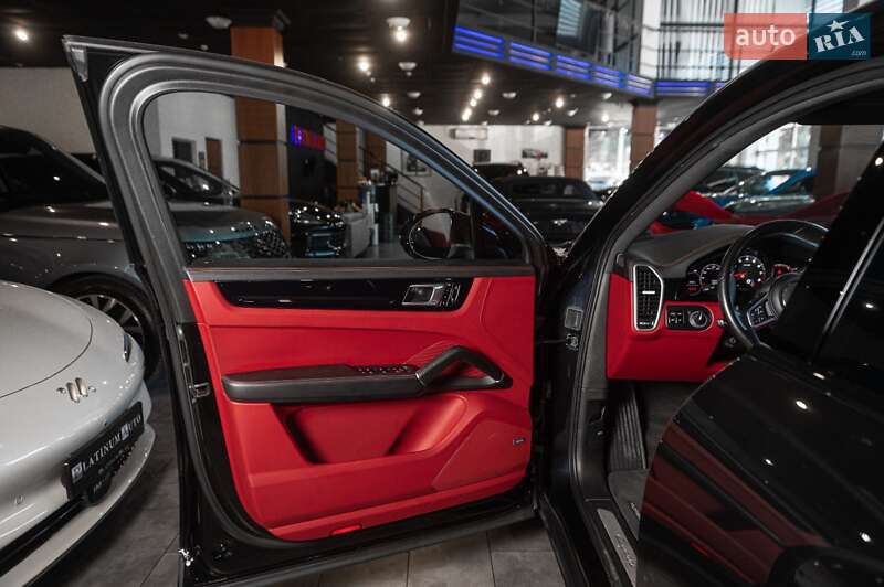 Позашляховик / Кросовер Porsche Cayenne Coupe 2021 в Одесі фото 57 Позашляховик / Кросовер Porsche Cayenne Coupe 2021 в Одесі