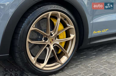 Внедорожник / Кроссовер Porsche Cayenne Coupe 2023 в 