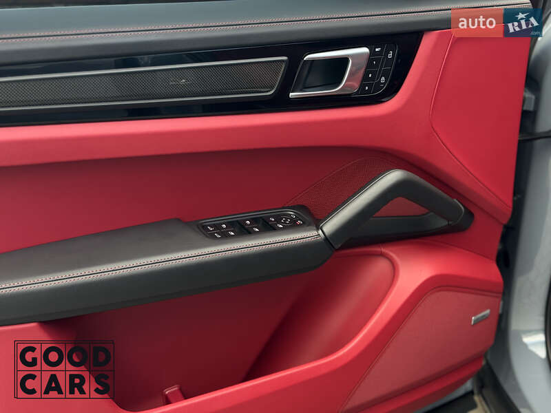 Внедорожник / Кроссовер Porsche Cayenne Coupe 2023 в Одессе