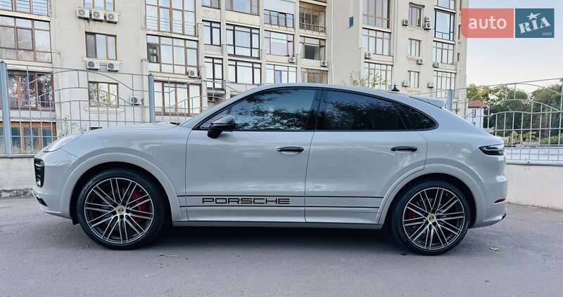 Позашляховик / Кросовер Porsche Cayenne Coupe 2022 в Одесі