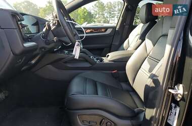 Внедорожник / Кроссовер Porsche Cayenne Coupe 2025 в 