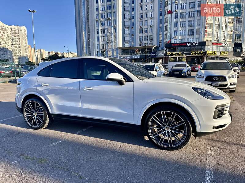 Внедорожник / Кроссовер Porsche Cayenne Coupe 2019 в Киеве