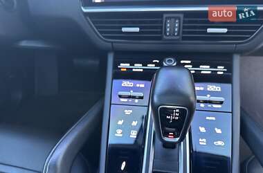 Внедорожник / Кроссовер Porsche Cayenne Coupe 2019 в 