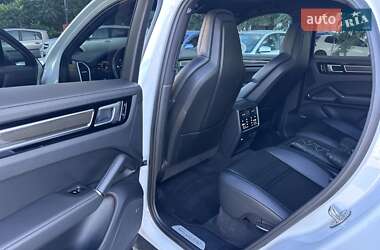 Внедорожник / Кроссовер Porsche Cayenne Coupe 2019 в 
