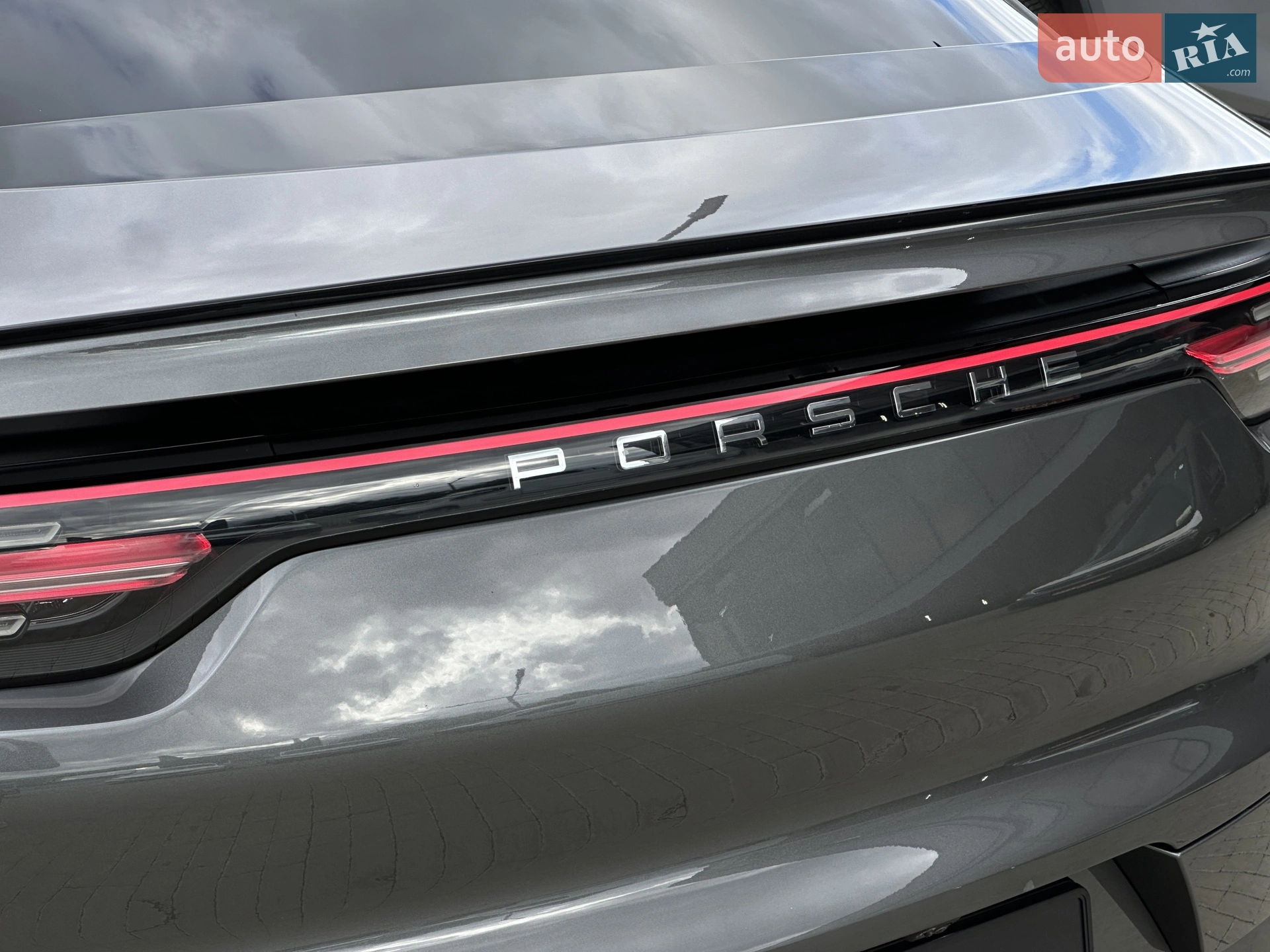 2020 Porsche Cayenne Coupe - мініатюра 18