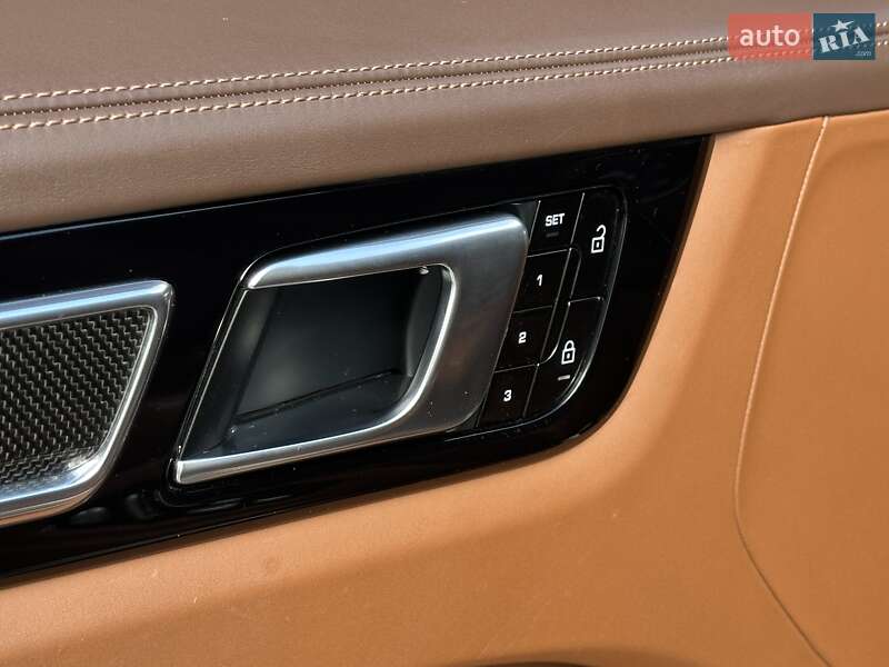 Внедорожник / Кроссовер Porsche Cayenne Coupe 2020 в Мукачево