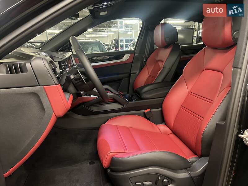 Внедорожник / Кроссовер Porsche Cayenne Coupe 2024 в Киеве
