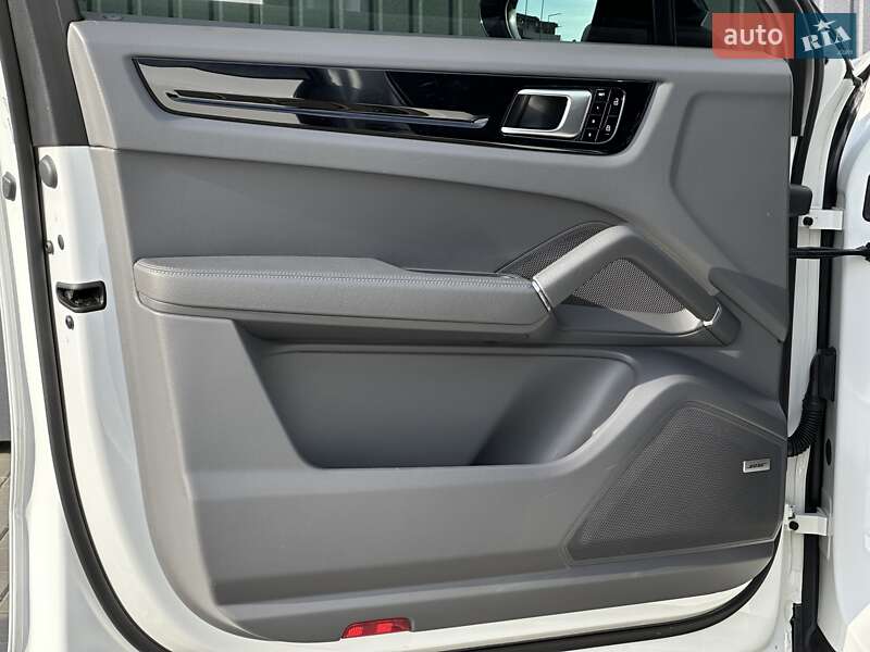 Позашляховик / Кросовер Porsche Cayenne Coupe 2020 в Мукачевому фото 24 Позашляховик / Кросовер Porsche Cayenne Coupe 2020 в Мукачевому