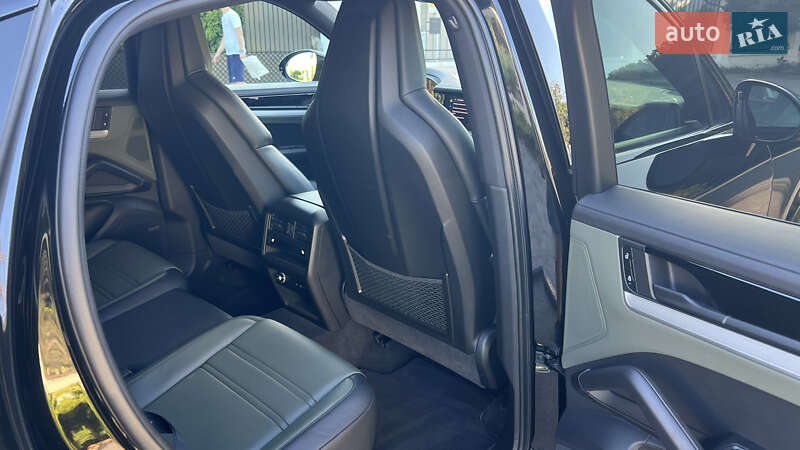 Позашляховик / Кросовер Porsche Cayenne Coupe 2023 в Вінниці фото 15 Позашляховик / Кросовер Porsche Cayenne Coupe 2023 в Вінниці