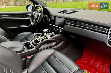Внедорожник / Кроссовер Porsche Cayenne Coupe 2019 в 