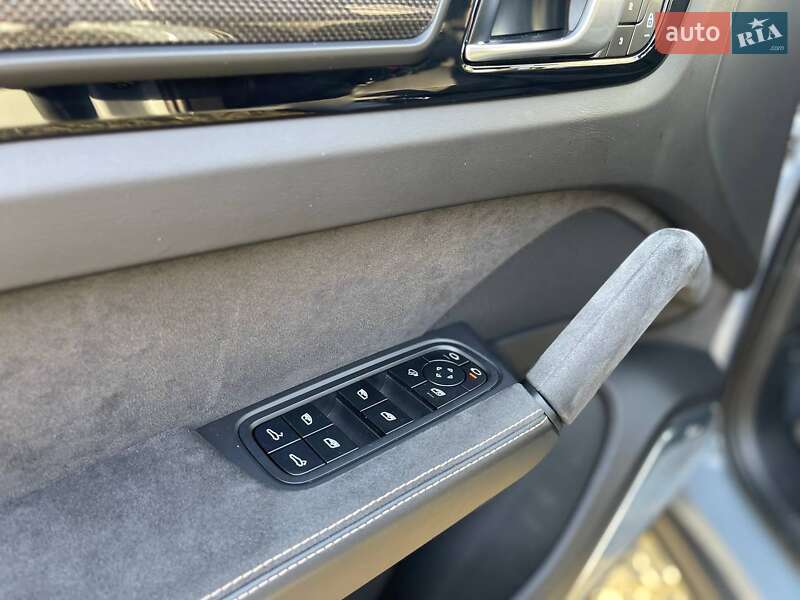 Позашляховик / Кросовер Porsche Cayenne Coupe 2022 в Харкові фото 34 Позашляховик / Кросовер Porsche Cayenne Coupe 2022 в Харкові