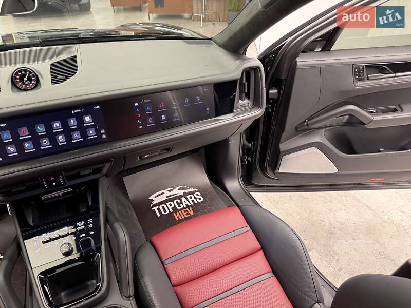 Позашляховик / Кросовер Porsche Cayenne Coupe 2024 в Києві фото 67 Позашляховик / Кросовер Porsche Cayenne Coupe 2024 в Києві