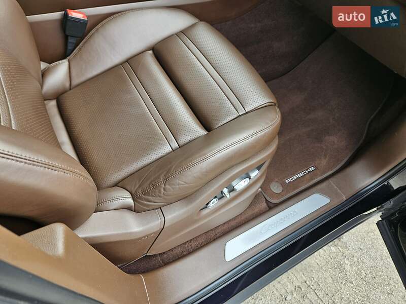 Позашляховик / Кросовер Porsche Cayenne Coupe 2020 в Києві фото 31 Позашляховик / Кросовер Porsche Cayenne Coupe 2020 в Києві