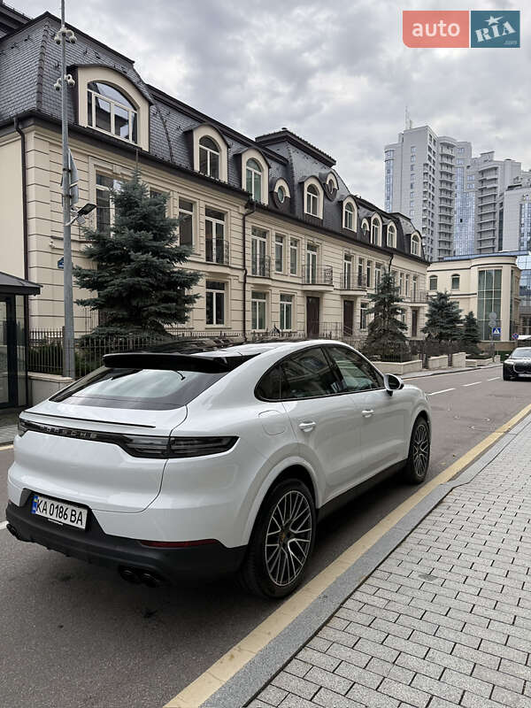 Внедорожник / Кроссовер Porsche Cayenne Coupe 2020 в Киеве