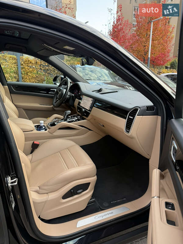 Внедорожник / Кроссовер Porsche Cayenne Coupe 2021 в Киеве фото 11 Внедорожник / Кроссовер Porsche Cayenne Coupe 2021 в Киеве