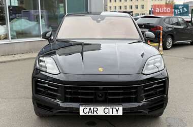 Позашляховик / Кросовер Porsche Cayenne Coupe 2024 в Києві