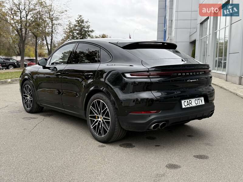 Позашляховик / Кросовер Porsche Cayenne Coupe 2024 в Києві фото 5 Позашляховик / Кросовер Porsche Cayenne Coupe 2024 в Києві