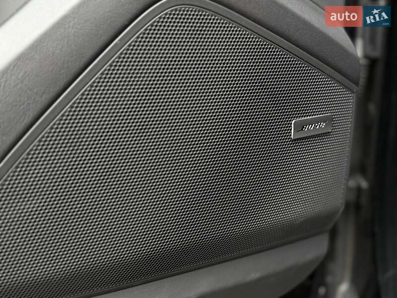 Позашляховик / Кросовер Porsche Cayenne Coupe 2024 в Києві фото 44 Позашляховик / Кросовер Porsche Cayenne Coupe 2024 в Києві