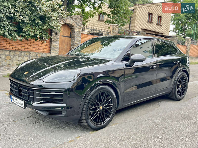 Позашляховик / Кросовер Porsche Cayenne Coupe 2023 в Києві фото 11 Позашляховик / Кросовер Porsche Cayenne Coupe 2023 в Києві