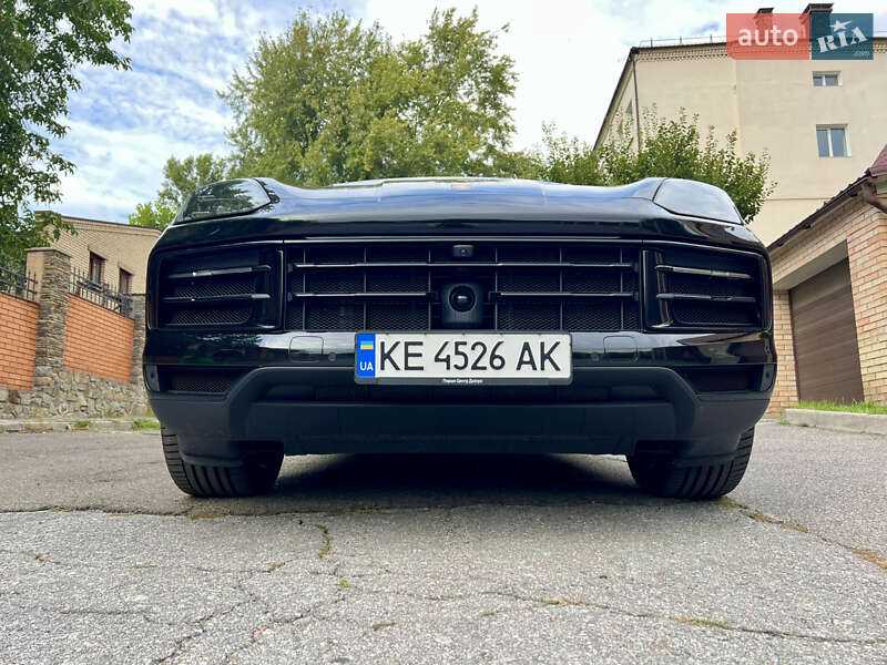 Позашляховик / Кросовер Porsche Cayenne Coupe 2023 в Києві фото 20 Позашляховик / Кросовер Porsche Cayenne Coupe 2023 в Києві