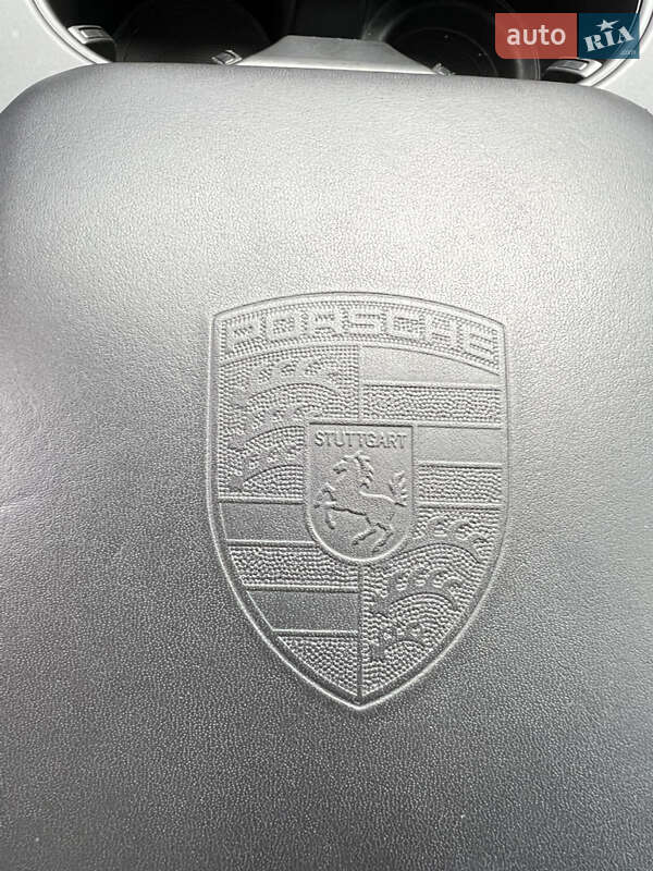 Позашляховик / Кросовер Porsche Cayenne Coupe 2023 в Києві фото 58 Позашляховик / Кросовер Porsche Cayenne Coupe 2023 в Києві