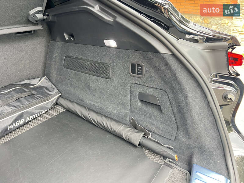 Позашляховик / Кросовер Porsche Cayenne Coupe 2023 в Києві фото 66 Позашляховик / Кросовер Porsche Cayenne Coupe 2023 в Києві
