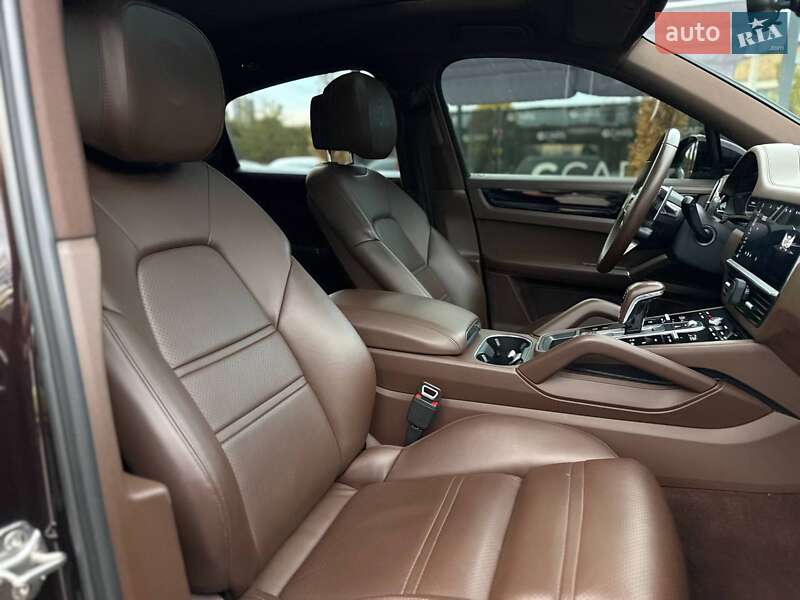Позашляховик / Кросовер Porsche Cayenne Coupe 2019 в Києві