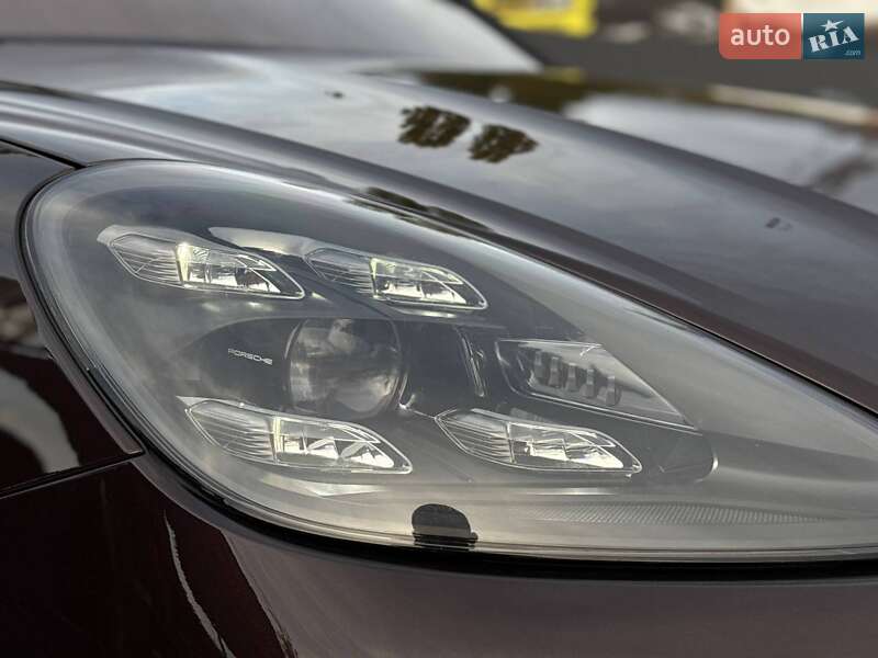 Позашляховик / Кросовер Porsche Cayenne Coupe 2019 в Києві