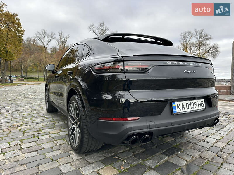 Позашляховик / Кросовер Porsche Cayenne Coupe 2021 в Києві