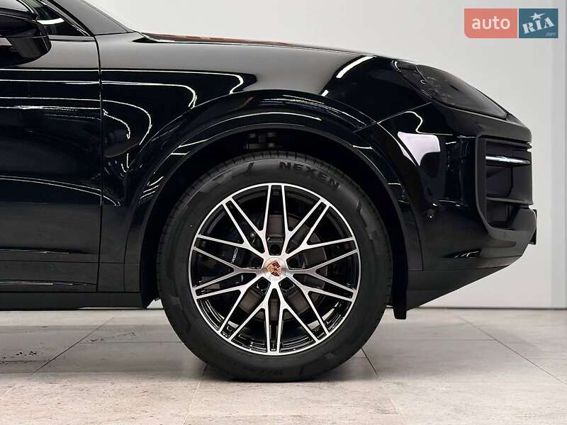 Внедорожник / Кроссовер Porsche Cayenne Coupe 2025 в Киеве
