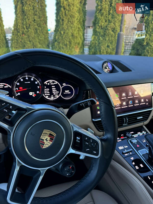 Позашляховик / Кросовер Porsche Cayenne Coupe 2021 в Львові